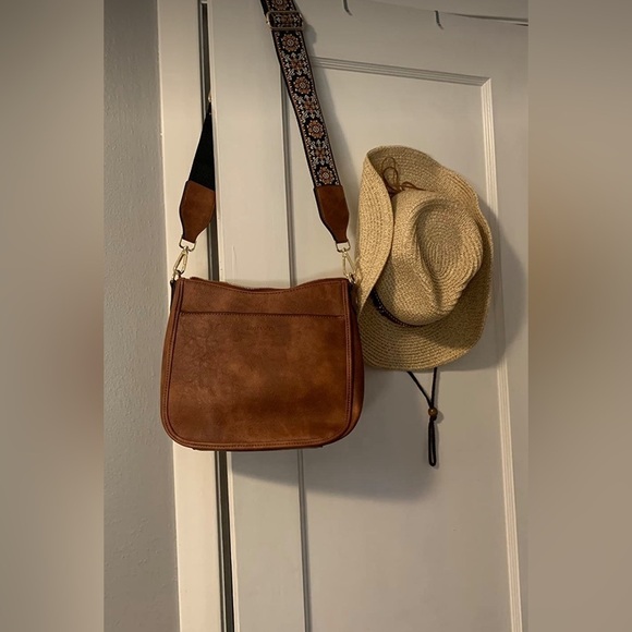 💕BOSTANTEN Crossbody Bag Vegan Leather Hobo With Wide Shoulder Strap💕 - Picture 10 of 10